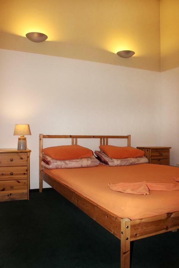 Fabrika Hostel Wilno Zewnętrze zdjęcie